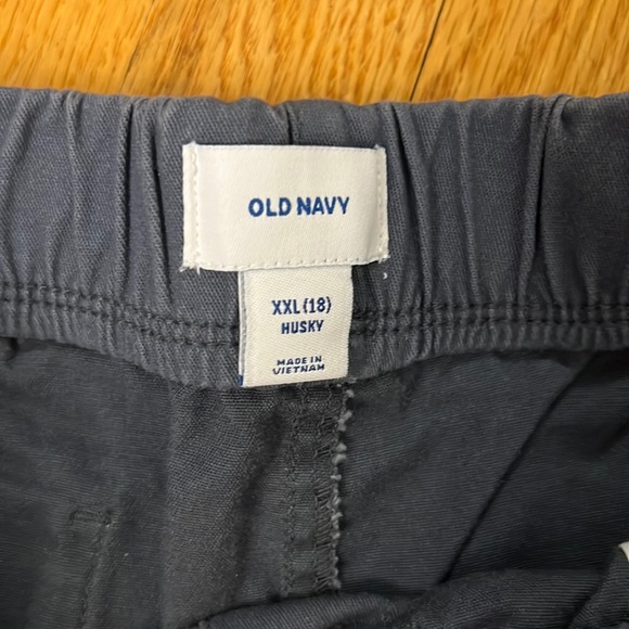 Old Navy 18 Husky Cargo Shorts - Picture 5 of 7